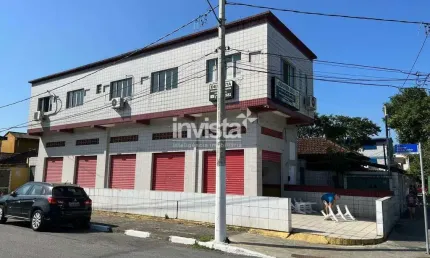 Loja/Ponto Comercial de ESQUINA para Alugar com 60m² por R$ 6.000,00/mês na Avenida Jovino de Melo na Zona Noroeste em SANTOS