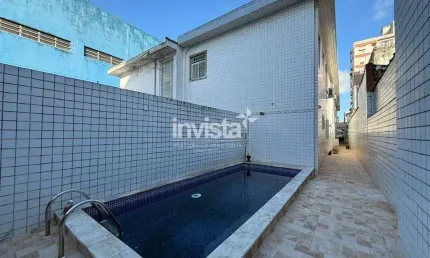 Casa com 3 quartos à venda no Embaré, Santos 