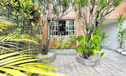 Casa com 3 quartos à venda na Vila Mathias, Santos 