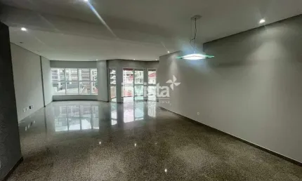 Apartamento com 4 quartos para alugar no Gonzaga, Santos 