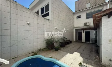 Casa com 3 quartos à venda no Embaré, Santos 