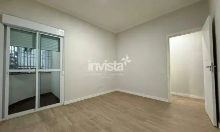 Casa com 3 quartos para alugar no Embaré, Santos 