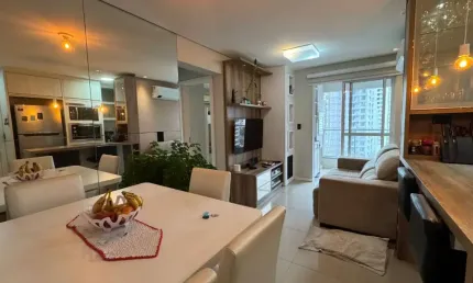 Apartamento com 2 suítes na Vila Operária em Itajaí