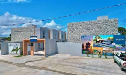 CATUÇABA RESIDENCIAL - Casa de 96m² com 2 e 3 quartos na Barra Nova