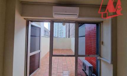 Sala comercial com 1 sala para alugar no Rio Branco, Porto Alegre 
