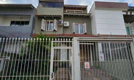 Casa com 3 quartos para alugar no Sarandi, Porto Alegre 