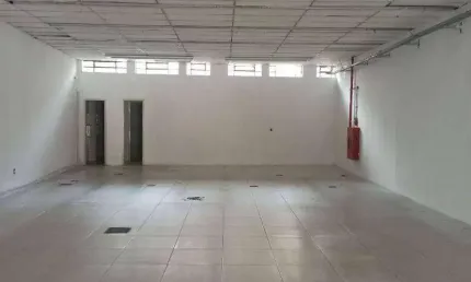 Loja de 180m² em grande avenida com grande fluxo - Esquina Farrapos