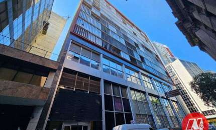 Aluga-se e vende-se Andar Corporativo de  384 m² no Centro de Porto Alegre