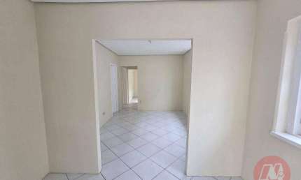 Casa com 3 quartos para alugar no Partenon, Porto Alegre 