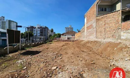 Terreno comercial à venda no Santana, Porto Alegre 