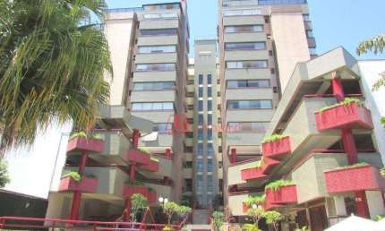 Cobertura com 4 quartos à venda no Menino Deus, Porto Alegre 
