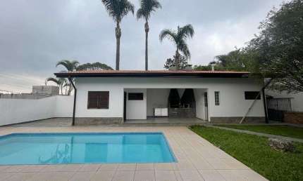 Casa para Venda em Jandira, Jardim do Golf I, 3 dormitórios, 3 suítes, 6 banheiros, 6 vagas