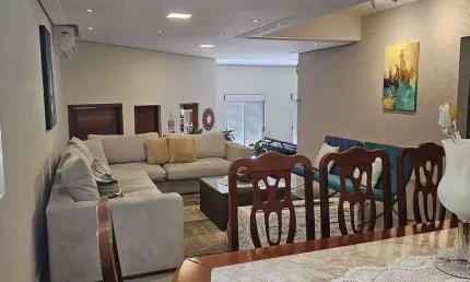 Casa para Venda em Carapicuíba, Chácara Vale do Rio Cotia, 3 dormitórios, 3 suítes, 4 banheiros, 7 vagas