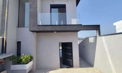 Casa / Sobrado para Venda em Cajamar, Portais (Polvilho), 3 dormitórios, 1 suíte, 2 banheiros, 2 vagas