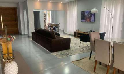 Casa Alto Padrão para Venda em Santana de Parnaíba, Tarumã, 4 dormitórios, 4 suítes, 5 banheiros, 4 vagas