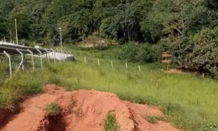 Terreno em Condomínio para Venda em Santana de Parnaíba, Suru