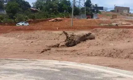 Terreno em Condomínio para Venda em Jandira, Votupoca