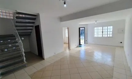 Casa para Venda em Sorocaba, Wanel Ville, 4 dormitórios, 1 suíte, 3 banheiros, 2 vagas
