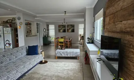 Casa Alto Padrão para Venda em Jandira, Parque Nova Jandira, 2 dormitórios, 2 suítes, 3 banheiros, 4 vagas