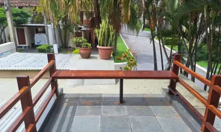 Casa em Condomínio para Locação em Santana de Parnaíba, Alphaville, 3 dormitórios, 1 suíte, 3 banheiros, 2 vagas
