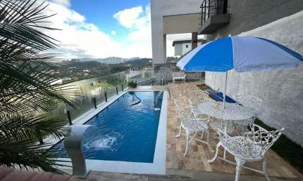 Casa Alto Padrão para Venda em Santana de Parnaíba, Suru, 3 dormitórios, 3 suítes, 4 banheiros, 4 vagas