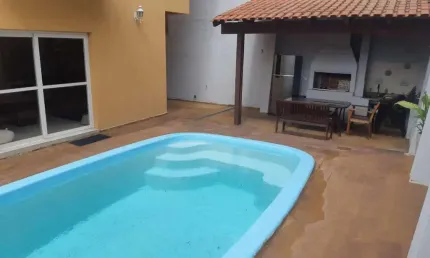 Alto Padrão para Venda em Santana de Parnaíba, Alphaville, 4 dormitórios, 2 suítes, 5 banheiros, 4 vagas