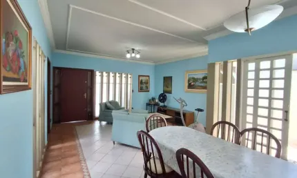 Casa para Venda em Sorocaba, Wanel Ville, 3 dormitórios, 1 suíte, 4 banheiros, 3 vagas