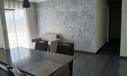 Apartamento para Locação em Barueri, Jardim Tupanci, 2 dormitórios, 1 suíte, 2 banheiros, 1 vaga