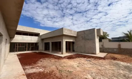 Casa em Condomínio para Venda em Tatuí, Residencial Ecopark, 3 dormitórios, 1 suíte, 4 banheiros, 5 vagas