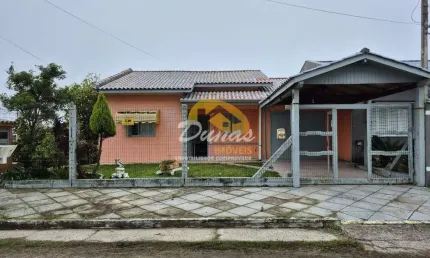 AMPLA RESIDÊNCIA PRÓXIMA AO MAR NO JARDIM ATLÂNTICO