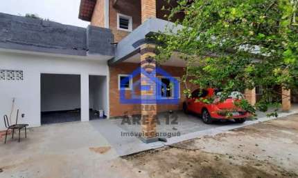 Sobrado à venda no Bairro Porto Novo - 5 suítes, 2 salas amplas, cozinha, 6 banheiros, garagem para