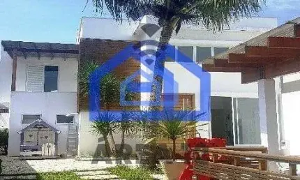 Sobrado à Venda no Sumaré - 4 dormitórios, sendo 4 suítes, 2 salas amplas, 4 vagas na garagem - Car