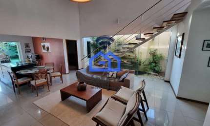 Sobrado à venda no bairro Pontal de Santa Marina - 4 dormitórios, sendo 1 suíte, sala com 2 ambient