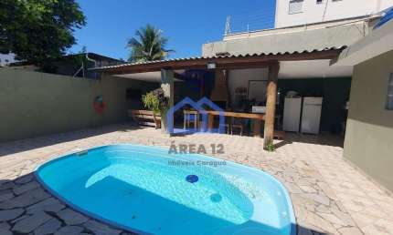 Casa à venda no bairro Martin de Sá - 4 dormitórios, sendo 2 suítes, sala, 4 banheiros, Área de laz