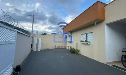 Casa à venda no bairro martim de sá - com 3 dormitórios, sendo 1 suíte, 2 banheiros, sala, cozinha,