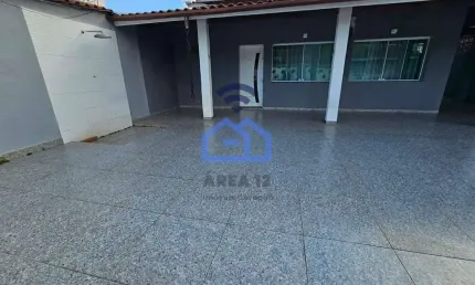 Casa à venda no bairro Martim de Sá em Caraguatatuba, SP - 4 dormitórios, 1 suíte, sala, cozinha, á