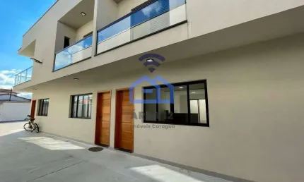 Sobrado à venda no bairro Porto Novo - 2 suítes, sala, cozinha, lavabo, área de serviço e 1 vaga de