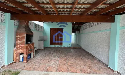 Casa à venda no bairro Jardim Tarumãs em Caraguatatuba, SP - 02 dormitórios, sala, cozinha, lavande