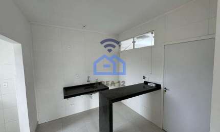 Apartamento para locação no bairro Tarumãs em Caraguatatuba, SP - 70m², com 2 dormitórios, sala, co