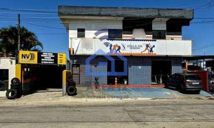 Prédio comercial à venda no bairro Praia das Palmeiras em Caraguatatuba, SP - Em ótima localização,