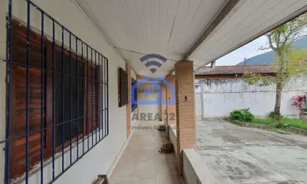 Casa ampla à venda no bairro do Sumaré em Caraguatatuba, SP - 350m² de terreno, casa com 4 dormitór