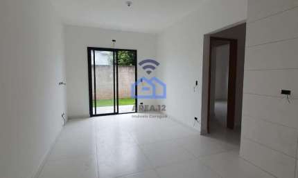 Casa à venda no bairro Pontal de Santa Marina em Caraguatatuba, SP - Venha viver com tranquilidade