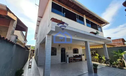 Sobrado amplo à venda no Morro do Algodão em Caraguatatuba, SP - Conforto, comodidade e espaço para