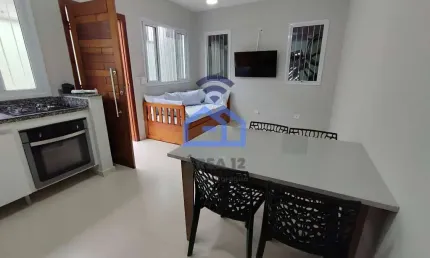 Casa aconchegante à venda no bairro do Barranco Alto em Caraguatatuba, SP - Conforto para você e su