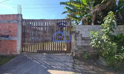 Terreno de 749m² com árvores frutíferas à venda no bairro do Morro do Algodão em Caraguatatuba, SP