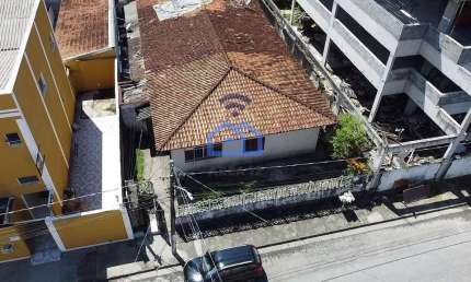Oportunidade de Casa em condomínio à venda no bairro do Sumaré em Caraguatatuba, SP - Aceita financ