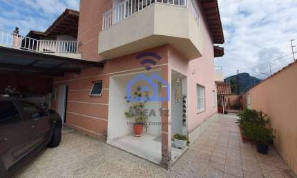 Sobrado com 4 suítes à venda no bairro do Indaiá em Caraguatatuba, SP - Com edícula!
