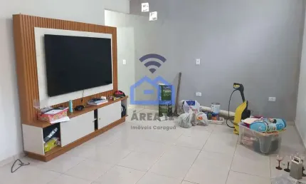 Casa de 1 dormitório à venda no bairro Cidade Jardim em Caraguatatuba, SP - Oportunidade de sair do