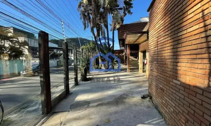 Ponto comercial para locação em localização privilegiada no centro de caraguatatuba, sp