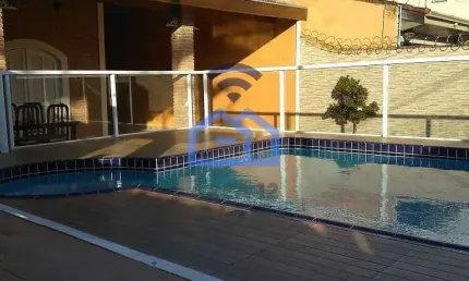 Casa com edícula à venda no bairro da martim de sá em caraguatatuba, sp - com piscina e área gourme